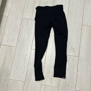 Lululemon 2. Black run legging 25”